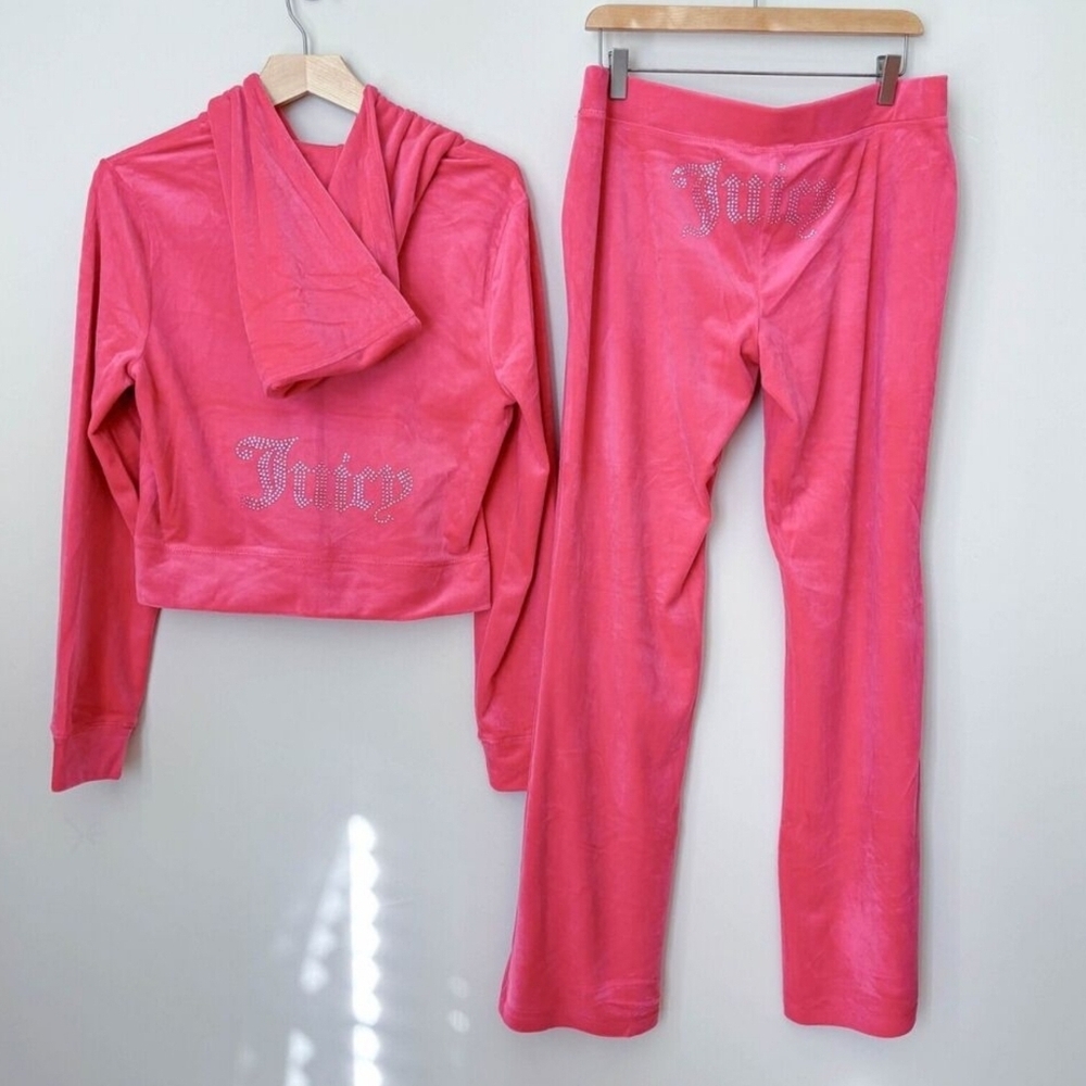 Juicy Couture Pink Party track suit. Barbie pink! NWT Med. W/ FREE BLING… - Picture 4 of 6